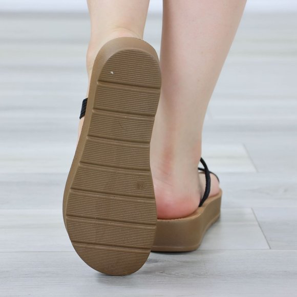 Black Women's T-Strap Gladiator Comfort Sandal Slip On Sliders Fabric Straps - Picture 13 of 13